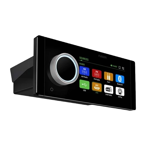 Fusion RA800 menu des sources audio affiché sur l’écran